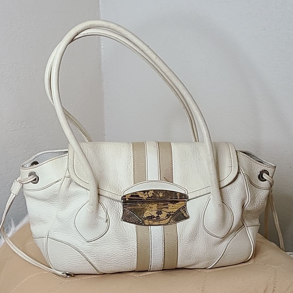 💯Authentic Prada Handbag 🍀 - Picture 1 of 7
